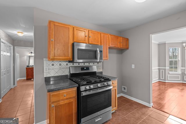 1568 Queen Elizabeth Drive, Locust Grove, GA 30248