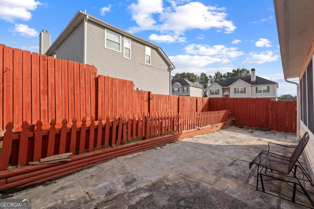 1568 Queen Elizabeth Drive, Locust Grove, GA 30248