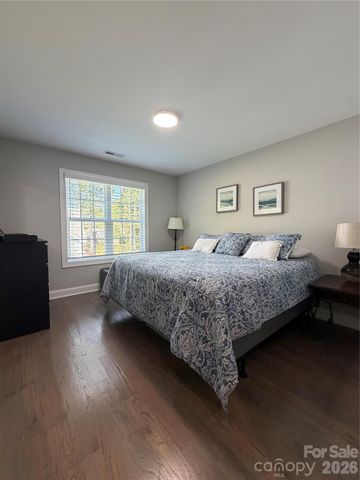 7902 Denbur Drive, Charlotte, NC 28215