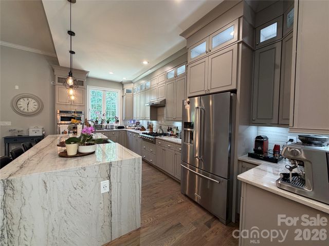 7902 Denbur Drive, Charlotte, NC 28215