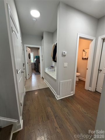 7902 Denbur Drive, Charlotte, NC 28215