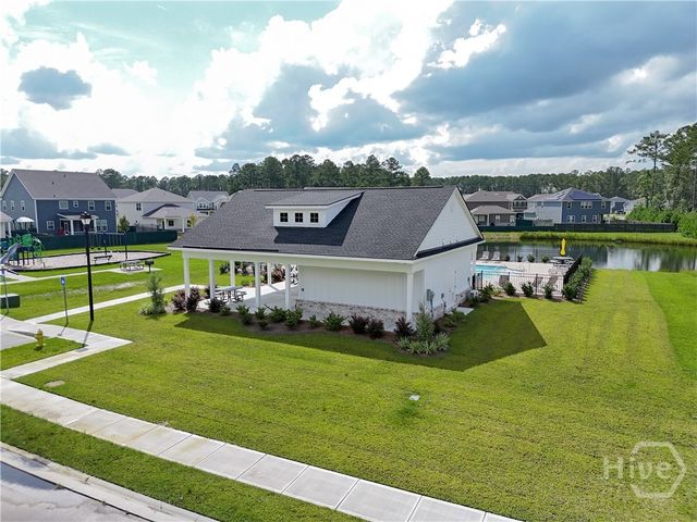 138 Glendale Circle, Richmond Hill, GA 31324