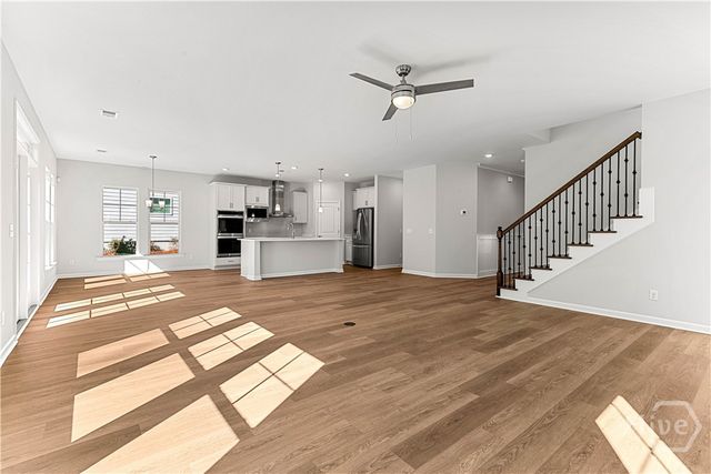 138 Glendale Circle, Richmond Hill, GA 31324