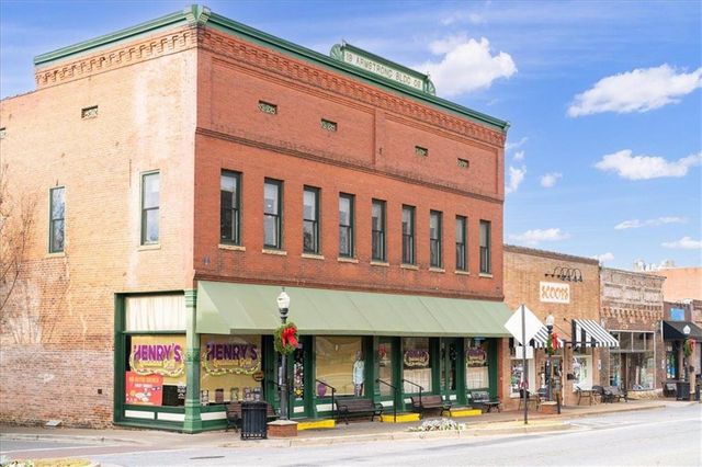 222 SILVERCREST Drive, Acworth, GA 30101