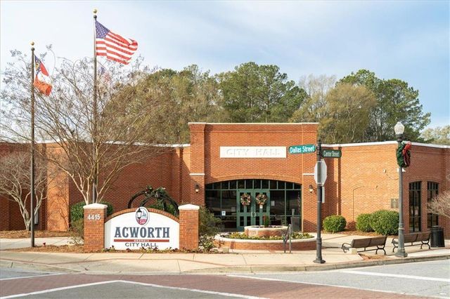 222 SILVERCREST Drive, Acworth, GA 30101