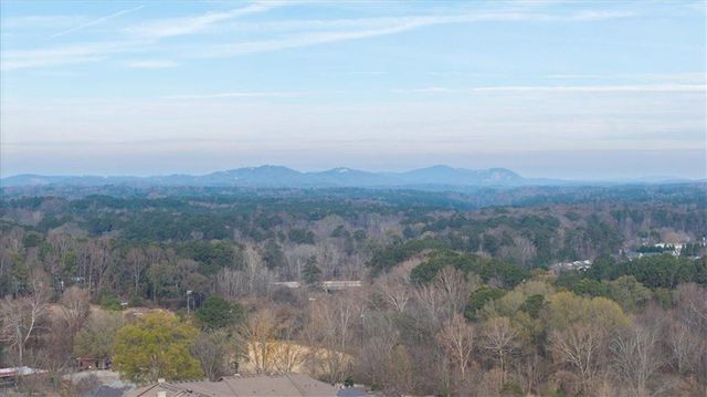 222 SILVERCREST Drive, Acworth, GA 30101