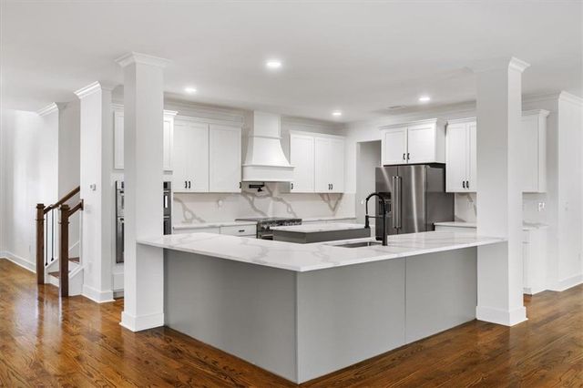 222 SILVERCREST Drive, Acworth, GA 30101