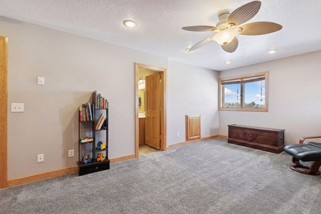 20951 Prairie Hills Lane, Prior Lake, MN 55372