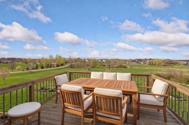 20951 Prairie Hills Lane, Prior Lake, MN 55372