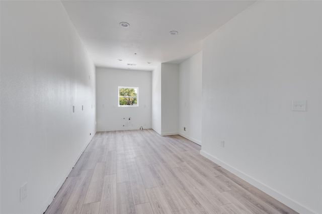 512 S Oconnor Road, Irving, TX 75060