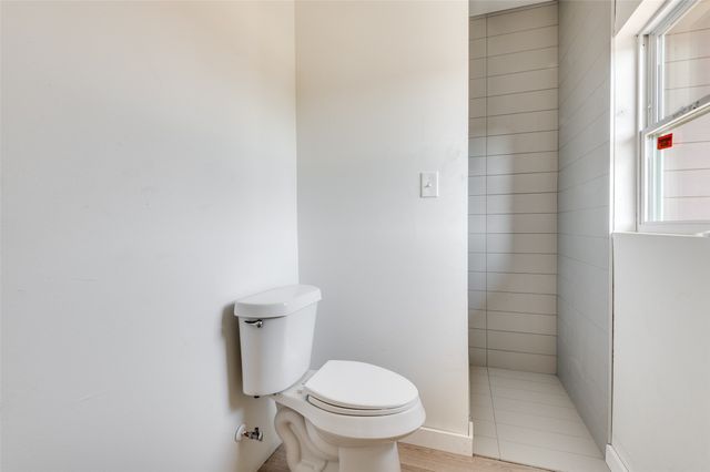 512 S Oconnor Road, Irving, TX 75060