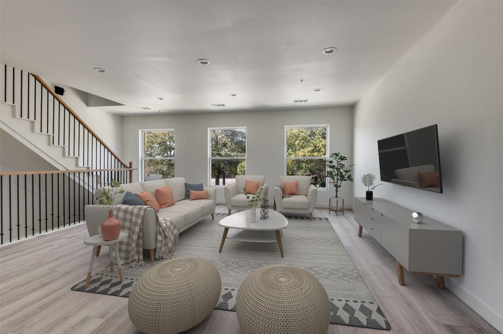 512 S Oconnor Road, Irving, TX 75060