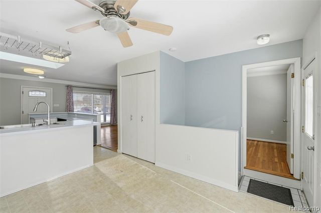 1436 Key West Drive, Troy, MI 48083