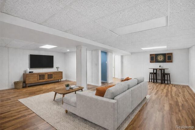 1436 Key West Drive, Troy, MI 48083