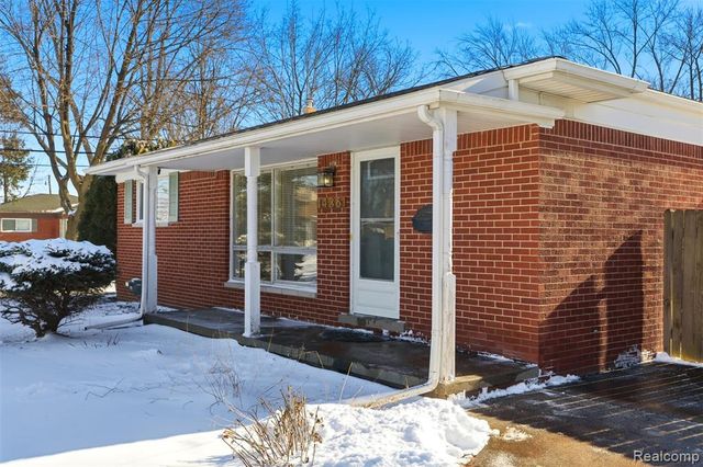 1436 Key West Drive, Troy, MI 48083