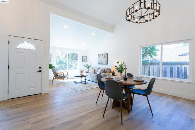 2762 Derby Dr, San Ramon, CA 94583