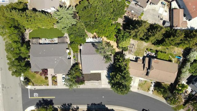 2762 Derby Dr, San Ramon, CA 94583