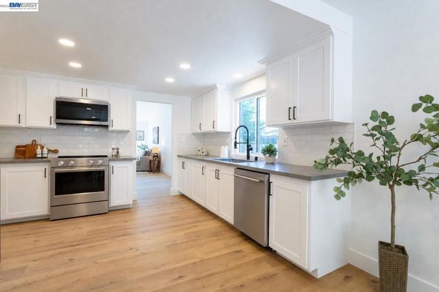 2762 Derby Dr, San Ramon, CA 94583