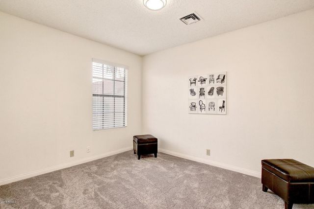 4435 E Amberwood Drive, Phoenix, AZ 85048