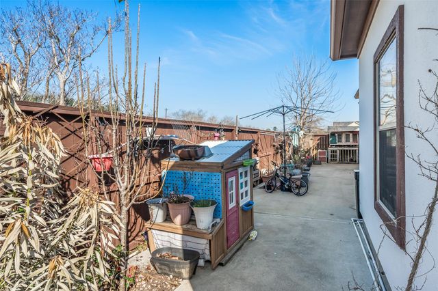 1508 Miami Road, Pasadena, TX 77502