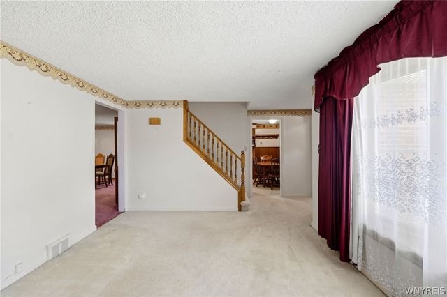 121 Vegola Avenue, Cheektowaga, NY 14225