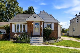 121 Vegola Avenue, Cheektowaga, NY 14225