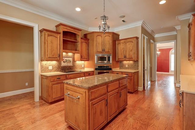 601 Edinburgh Way, Dothan, AL 36305