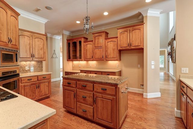 601 Edinburgh Way, Dothan, AL 36305