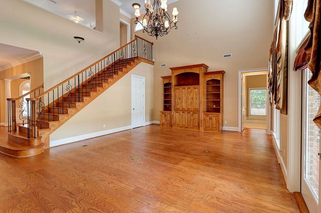 601 Edinburgh Way, Dothan, AL 36305