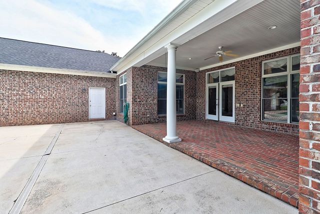 601 Edinburgh Way, Dothan, AL 36305