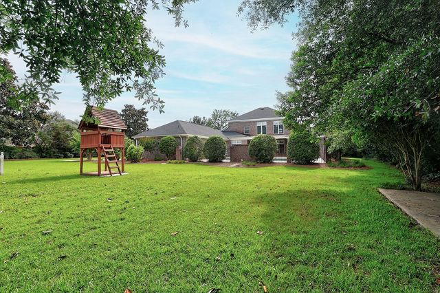 601 Edinburgh Way, Dothan, AL 36305