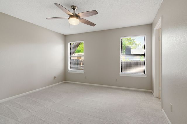 516 Winter Wood Drive, Grapevine, TX 76051