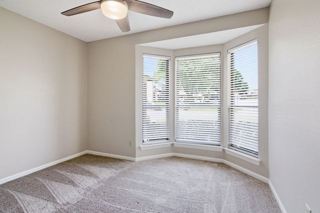 516 Winter Wood Drive, Grapevine, TX 76051