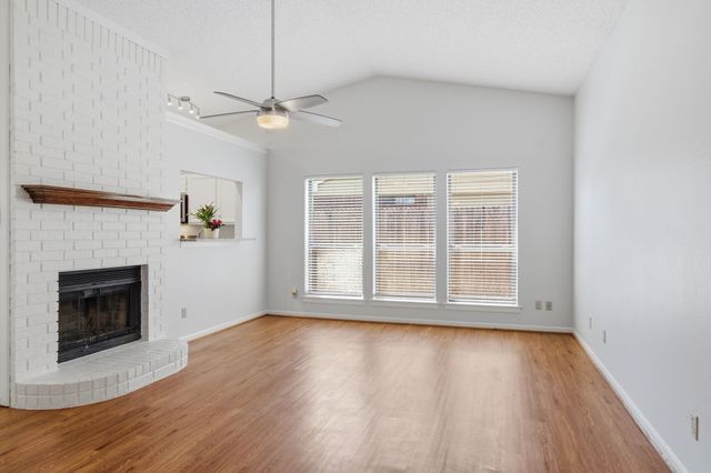 516 Winter Wood Drive, Grapevine, TX 76051