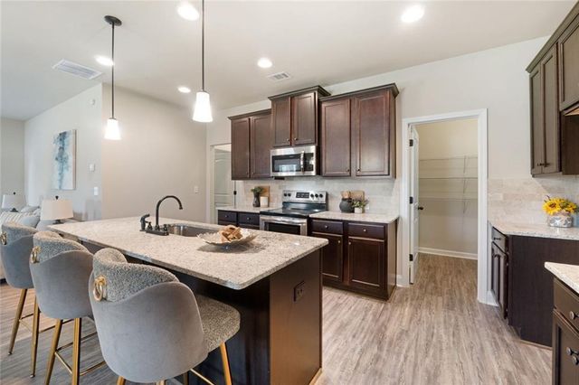 104 Armory Creek Drive, Jackson, GA 30233