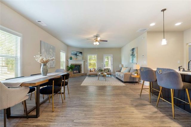 104 Armory Creek Drive, Jackson, GA 30233