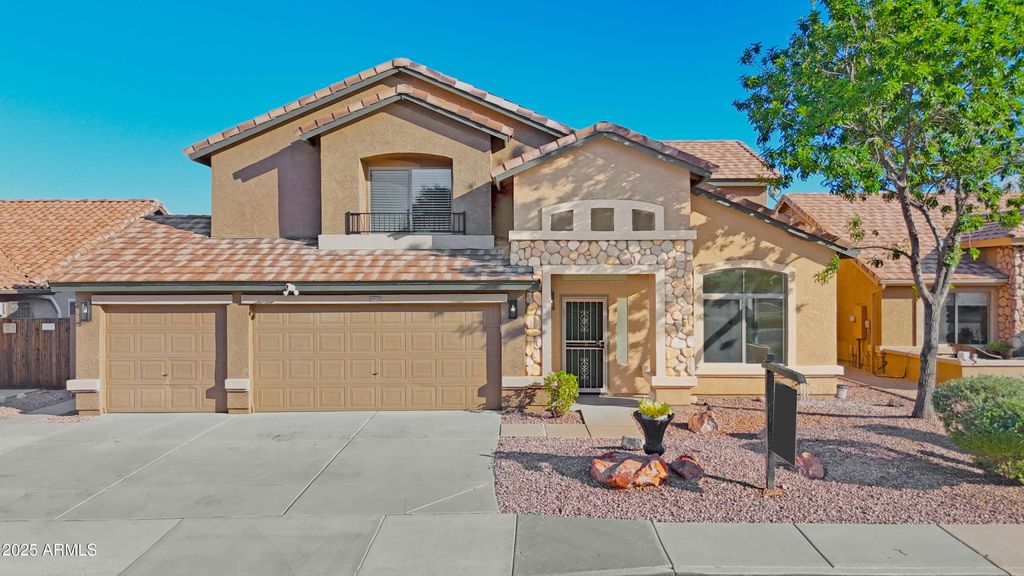15727 W RIMROCK Street, Surprise, AZ 85374