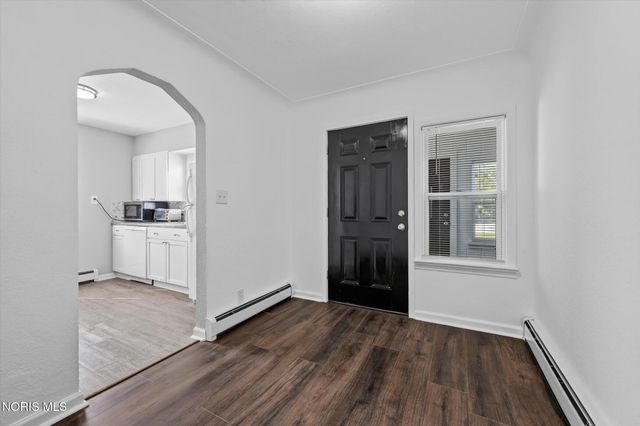 311 Clinton Street, Maumee, OH 43537