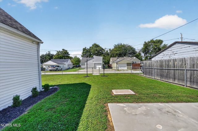 311 Clinton Street, Maumee, OH 43537