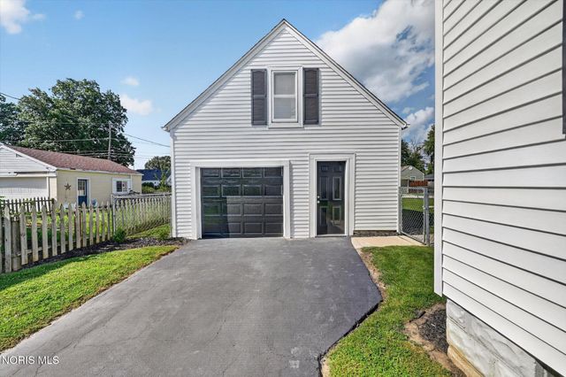311 Clinton Street, Maumee, OH 43537
