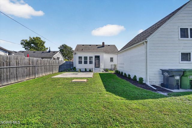 311 Clinton Street, Maumee, OH 43537