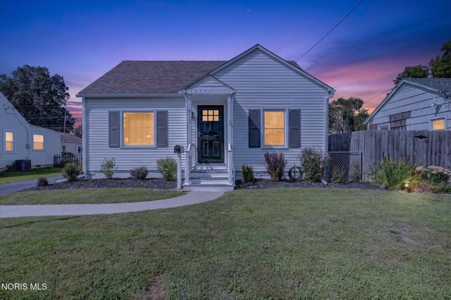 311 Clinton Street, Maumee, OH 43537