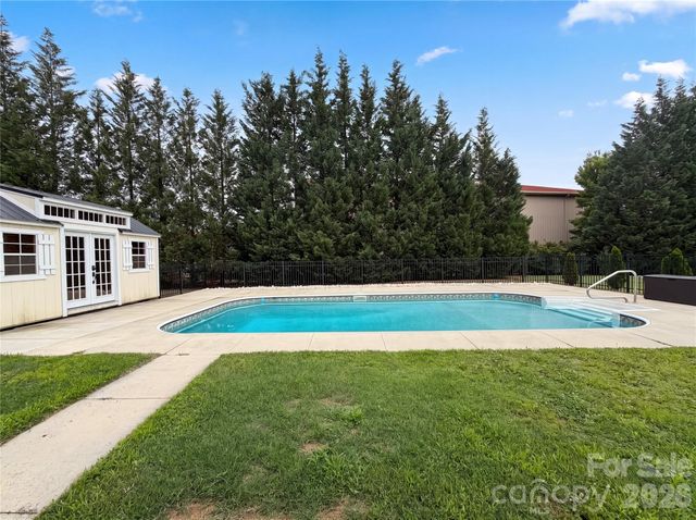 1417 Mcbeth Drive, Kannapolis, NC 28083