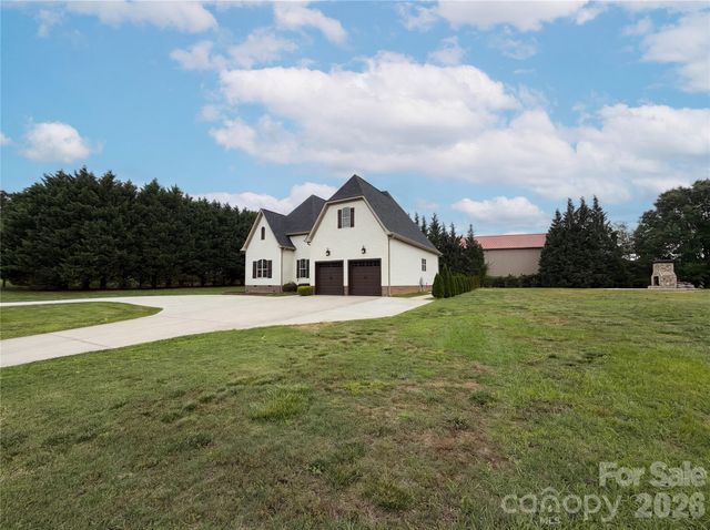 1417 Mcbeth Drive, Kannapolis, NC 28083