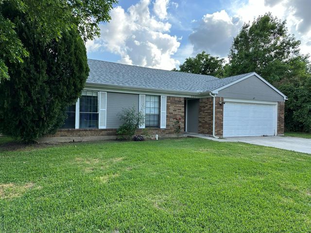 927 S Riverside Drive, Grapevine, TX 76051