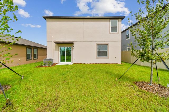 11126 RADIANT SHORE LOOP, San Antonio, FL 33576