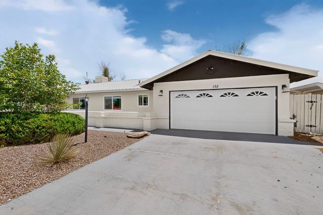 135 Tarpon Avenue SE, Rio Rancho, NM 87124
