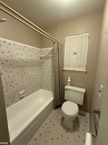 29225 Hayes Road 11, Warren, MI 48088