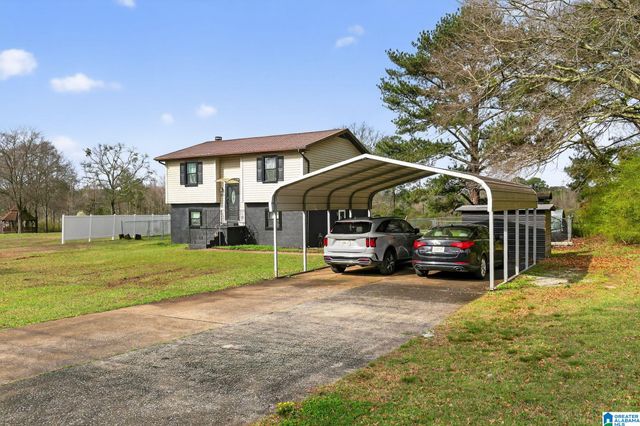 1024 RUSSELL DRIVE, Weaver, AL 36277