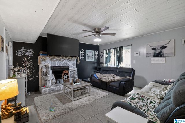 1024 RUSSELL DRIVE, Weaver, AL 36277